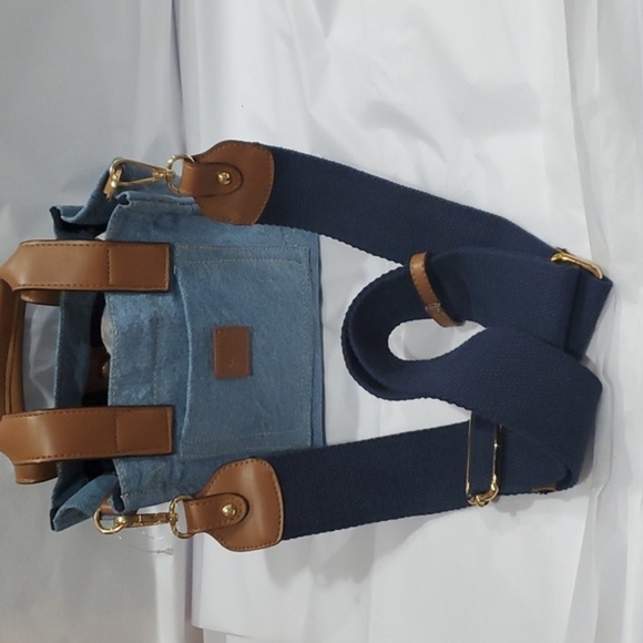 C&C California blue denim square top handle crossbody bag with brown handles new - Picture 11 of 16